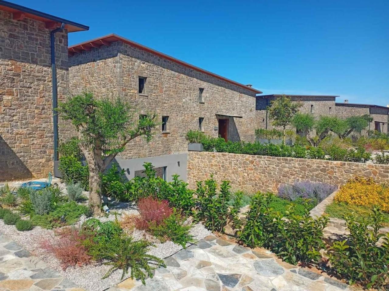 Real Life Homes Luxurious Seafront Villas Each With Their Own Private Pools Korakokhórion Exterior foto
