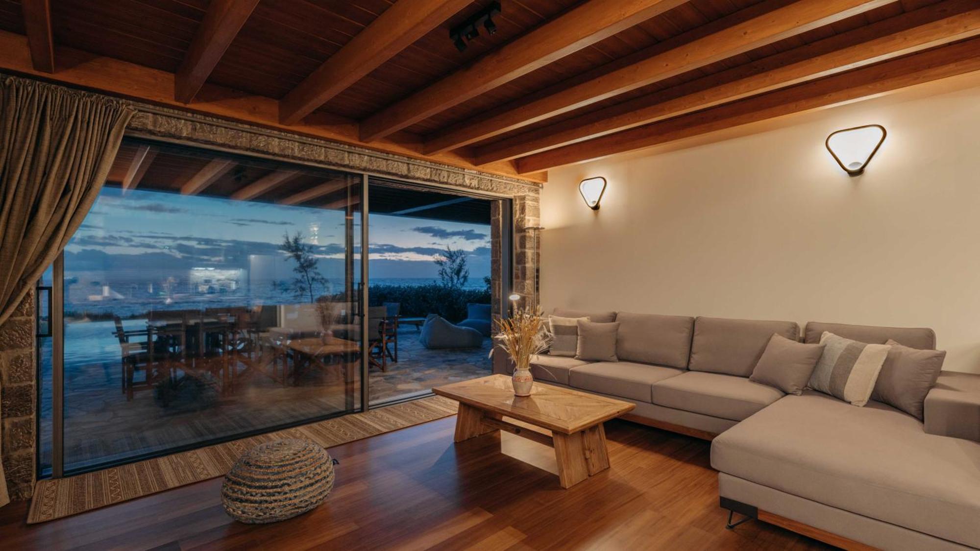 Real Life Homes Luxurious Seafront Villas Each With Their Own Private Pools Korakokhórion Exterior foto