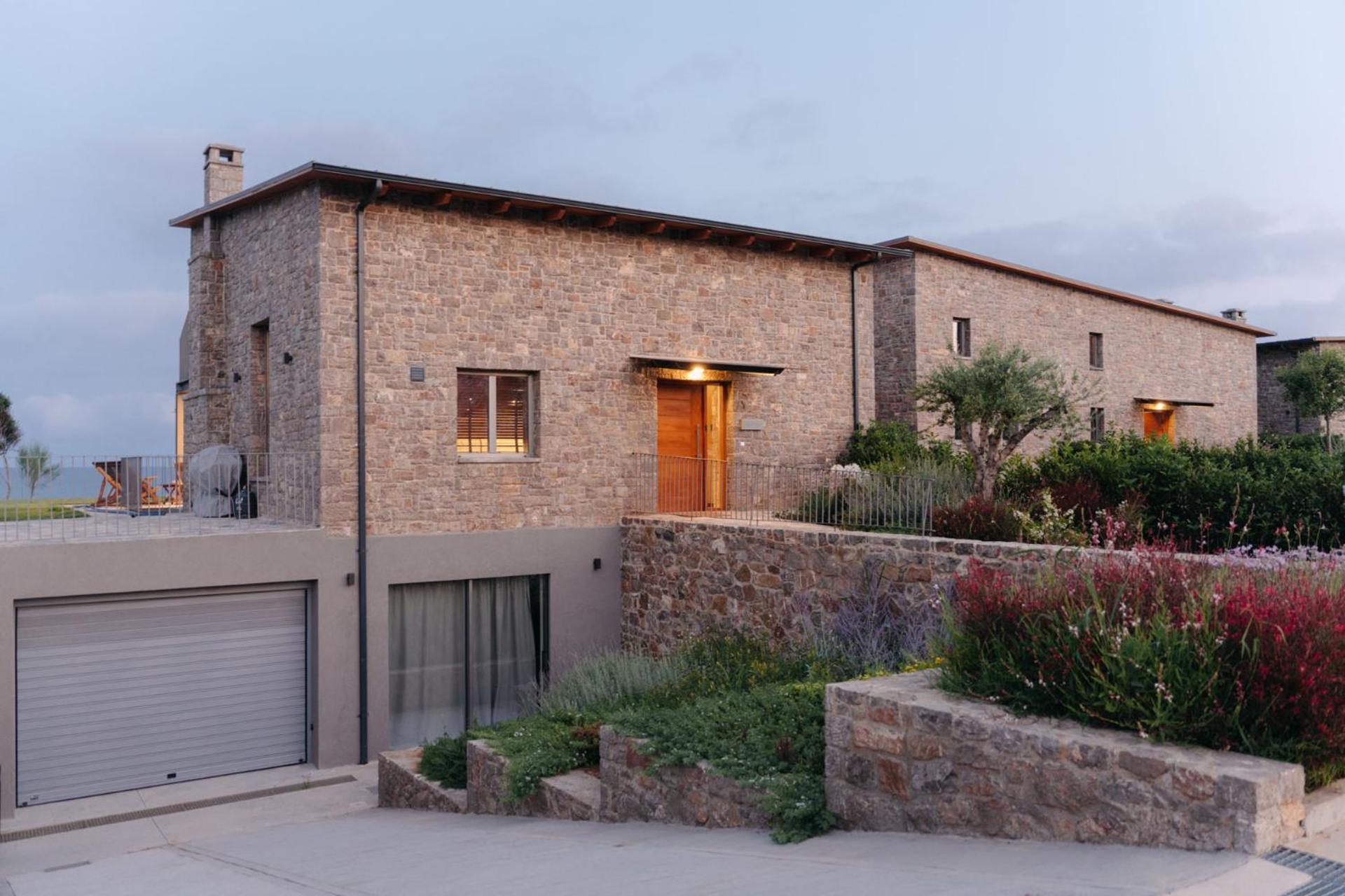 Real Life Homes Luxurious Seafront Villas Each With Their Own Private Pools Korakokhórion Exterior foto